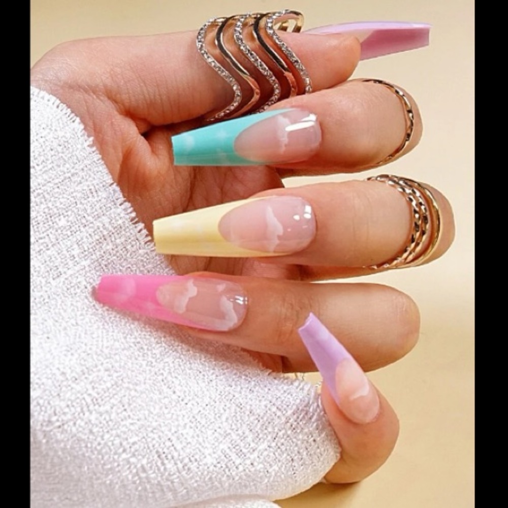 Press on nail set